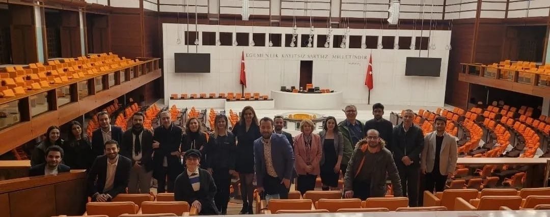 Yasamada katılım ve izleme eğitimi
